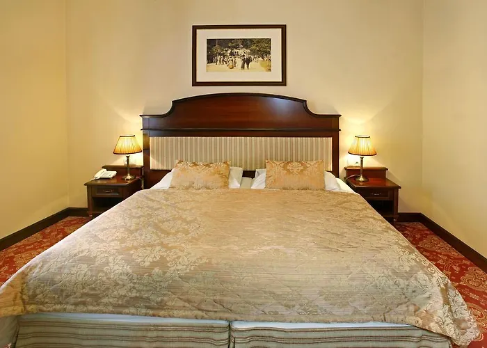 Hotel Ensana Hvězda - Imperiál - Neapol