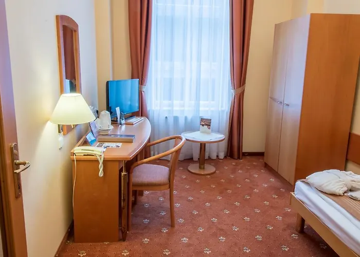 Ensana Hvězda - Imperiál - Neapol 4* Mariánské Lázně