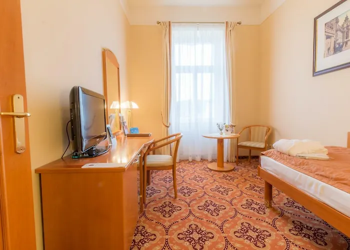 Ensana Hvězda - Imperiál - Neapol 4* Mariánské Lázně