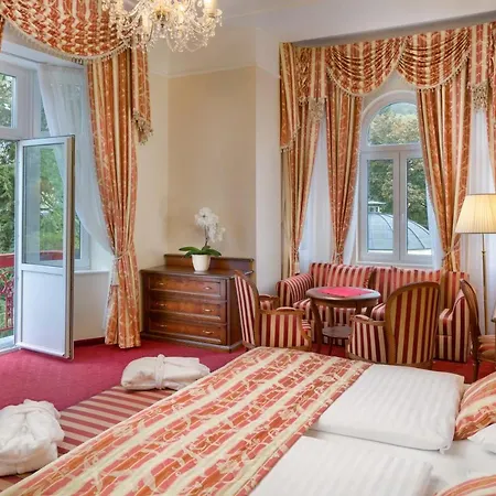 Ensana Hvezda - Imperial - Neapol Hotel 4*