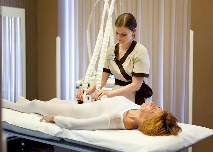 Ensana Hvězda - Imperiál - Neapol Hotel 4*